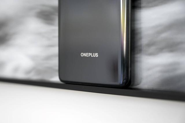 OnePlus 8 Pro