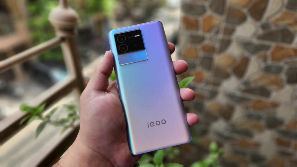 vivo iQOO Neo 6 Review (1)